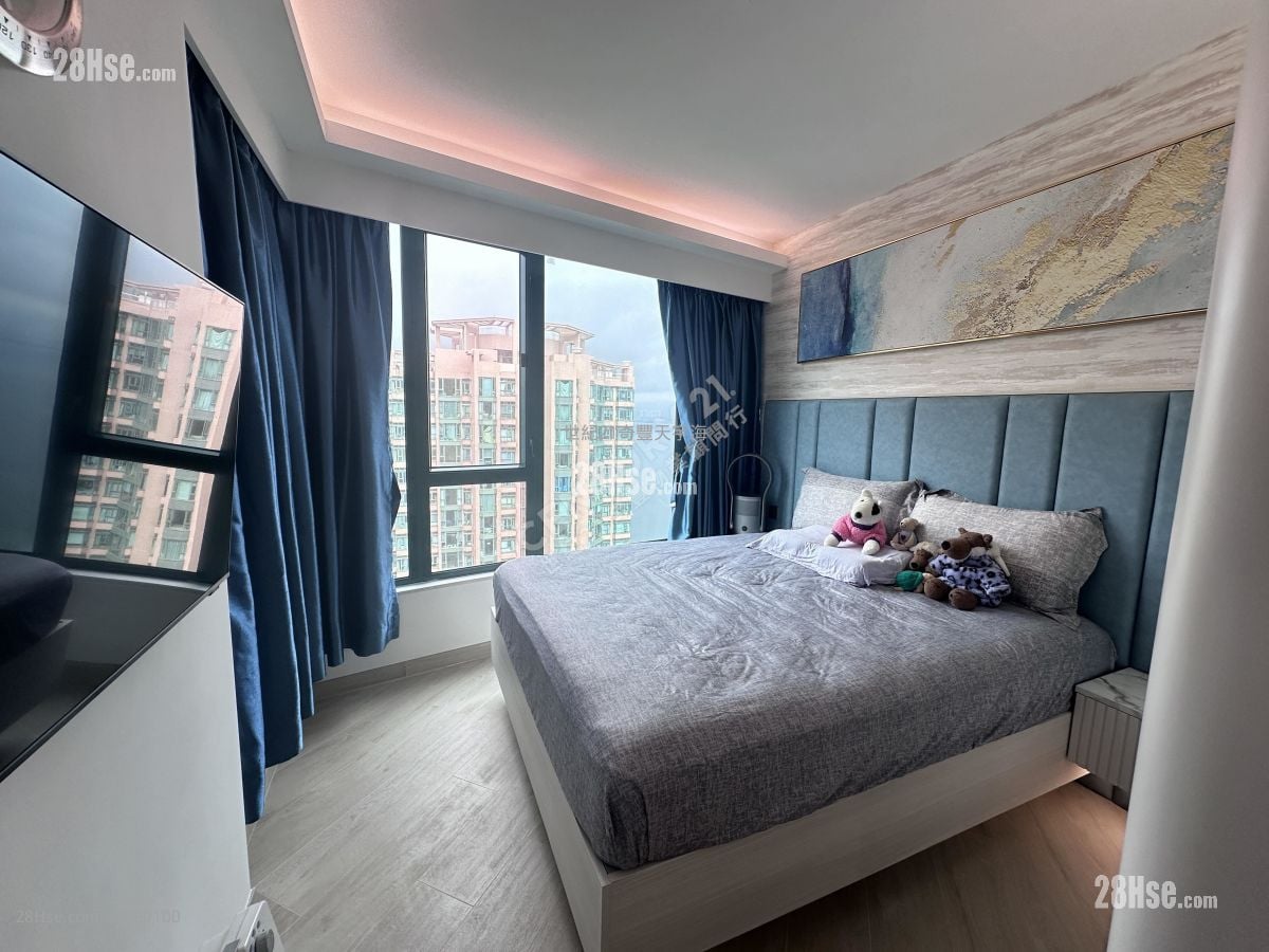 Vista Paradiso Sell 1 Bedroom , 2 Bathrooms 660 ft²