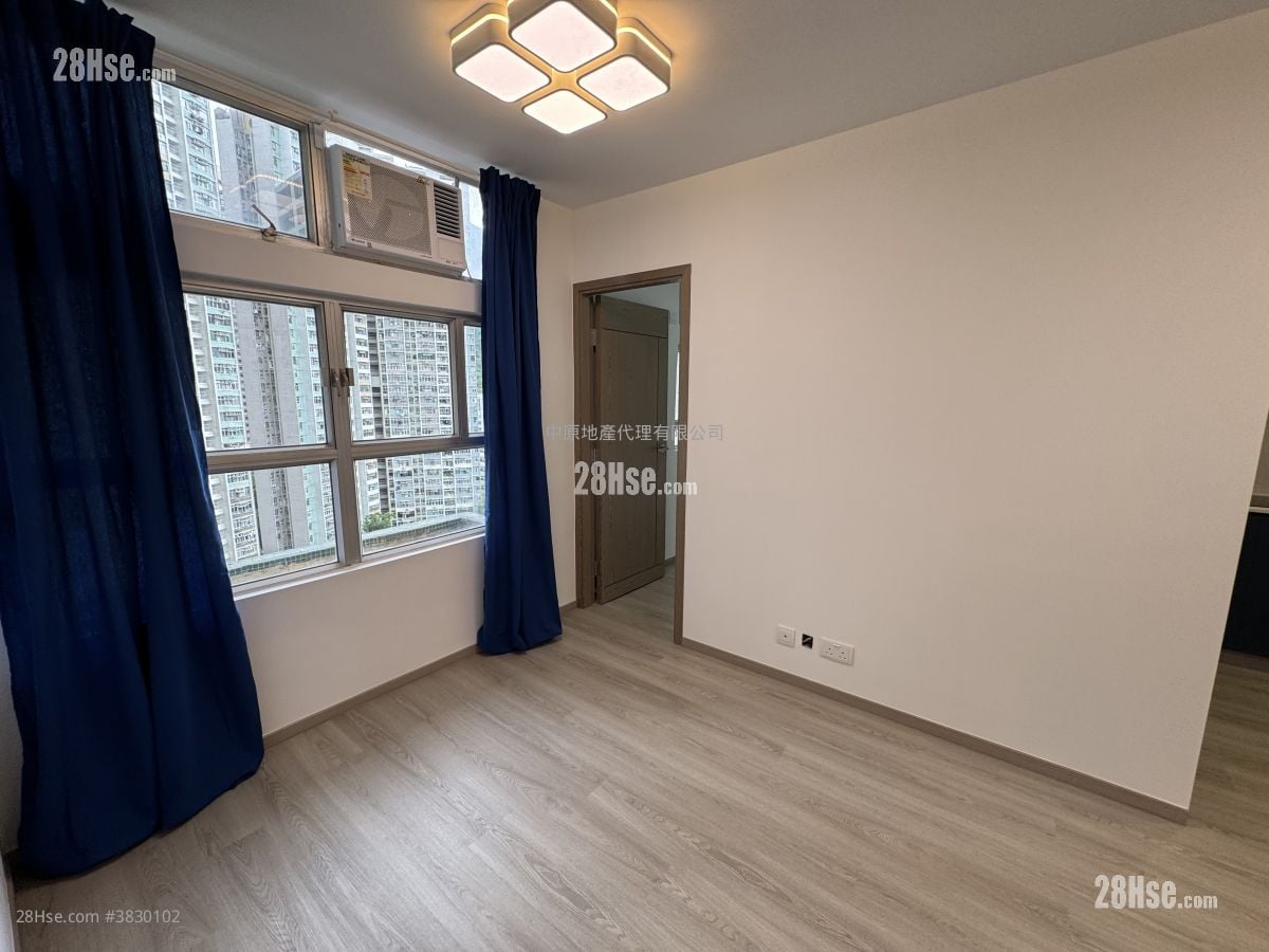 Kam Hay Court Sell 2 Bedrooms , 1 Bathroom 401 ft²