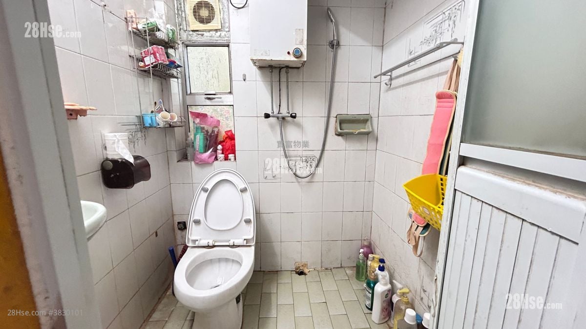 Village Sell 2 Bedrooms , 1 Bathroom 350 ft²