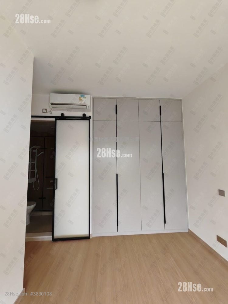 The Grandville Sell 3 Bedrooms 875 ft²