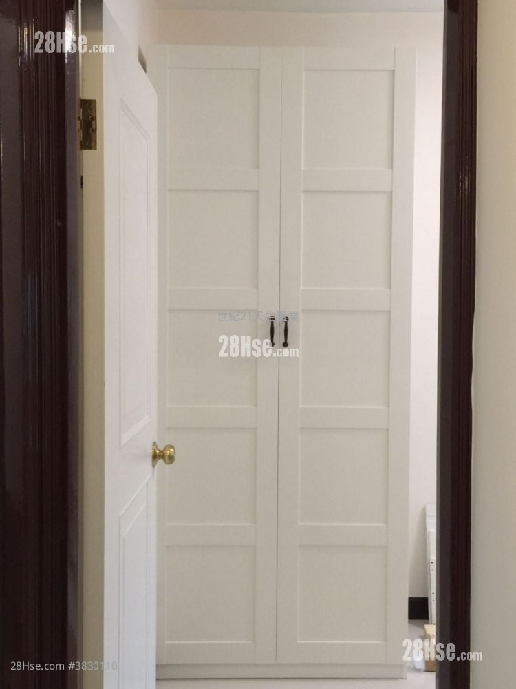 Seaview Garden Sell 2 Bedrooms , 1 Bathroom 582 ft²