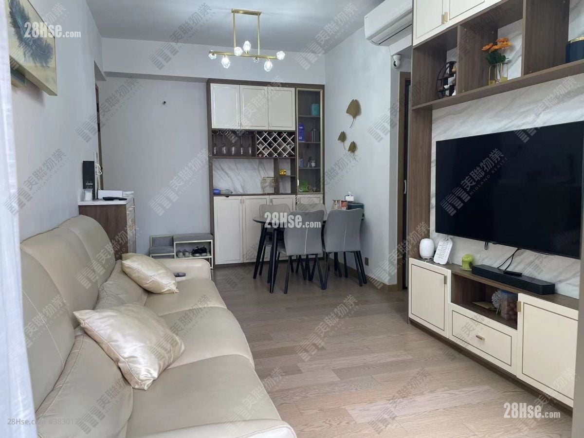 Centra Horizon Sell 2 Bedrooms , 2 Bathrooms 628 ft²