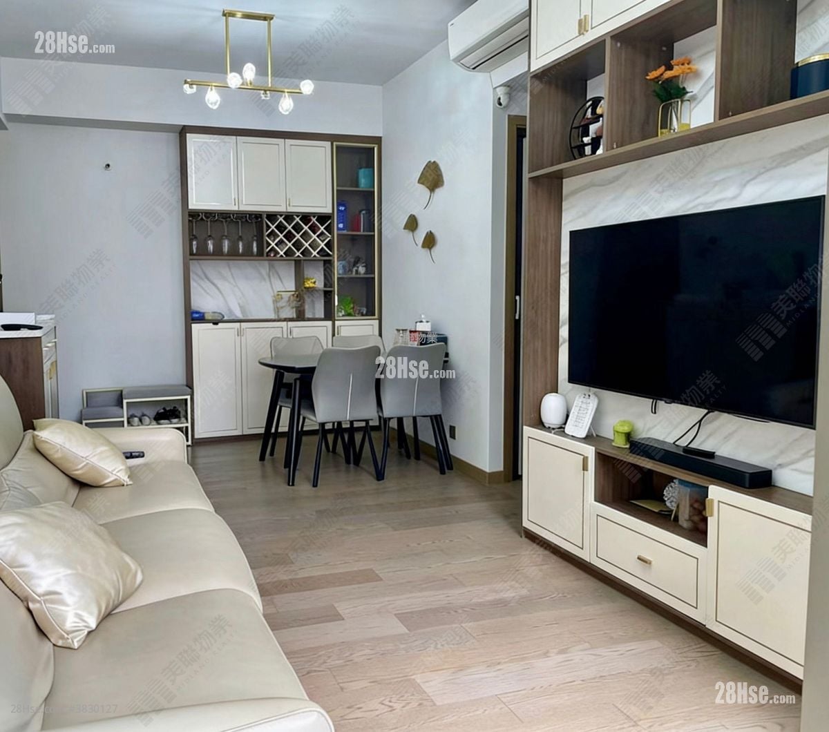 Centra Horizon Sell 2 Bedrooms , 2 Bathrooms 628 ft²