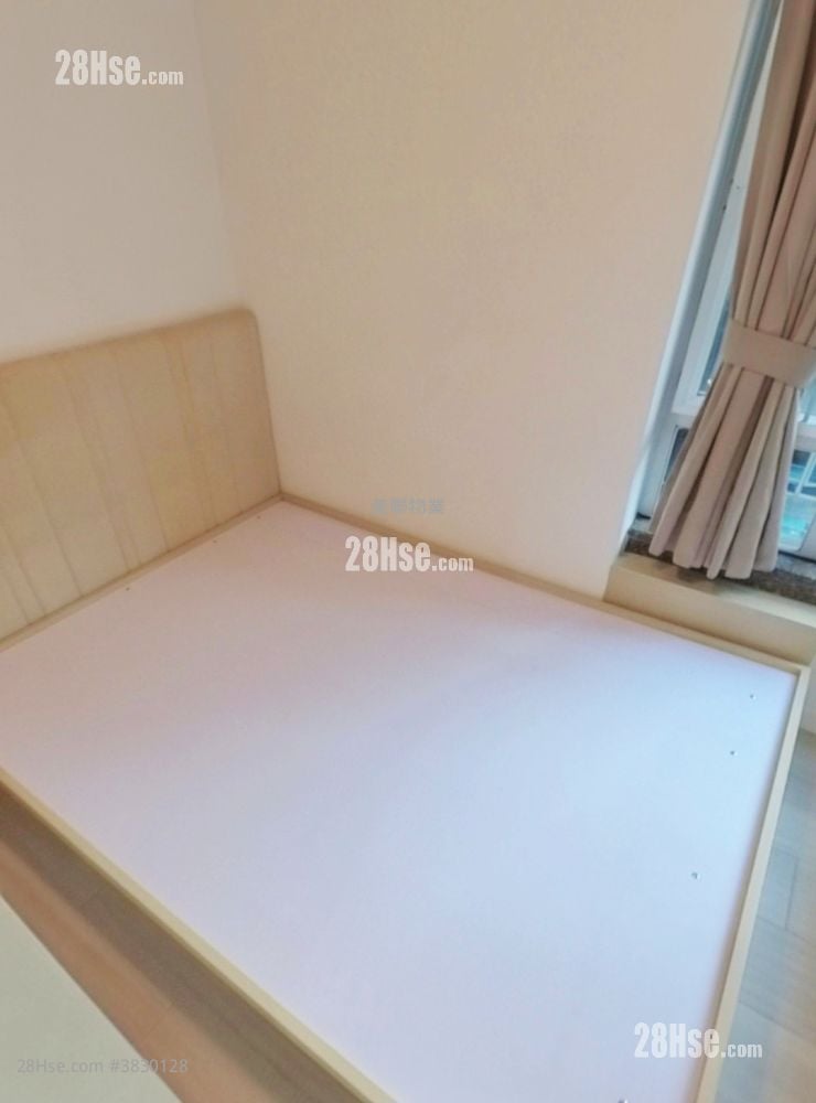 The Metro City Rental 2 Bedrooms , 1 Bathroom 420 ft²