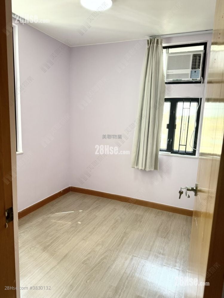 Luk Yeung Sun Chuen Rental 2 Bedrooms , 1 Bathroom 445 ft²
