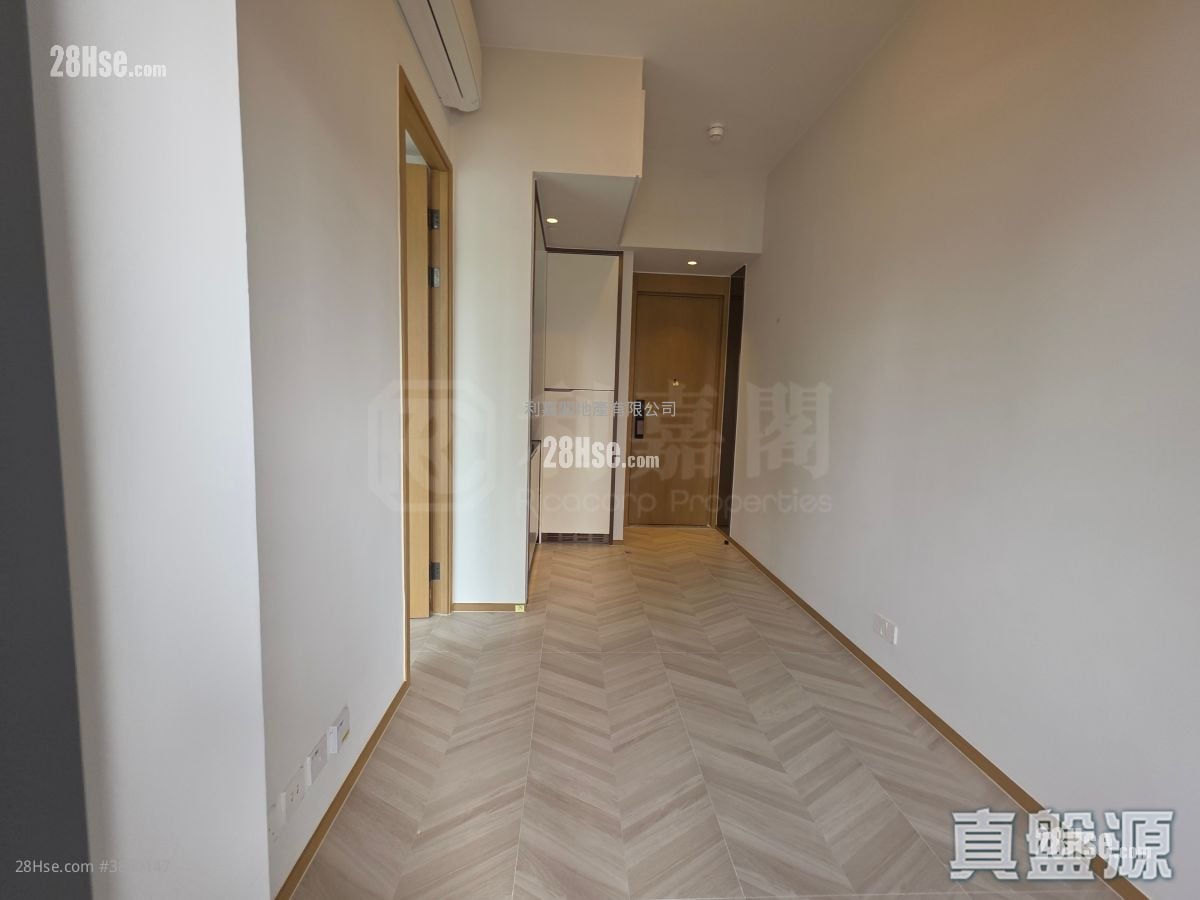 Eight Southpark Rental 1 Bedroom , 1 Bathroom 258 ft²