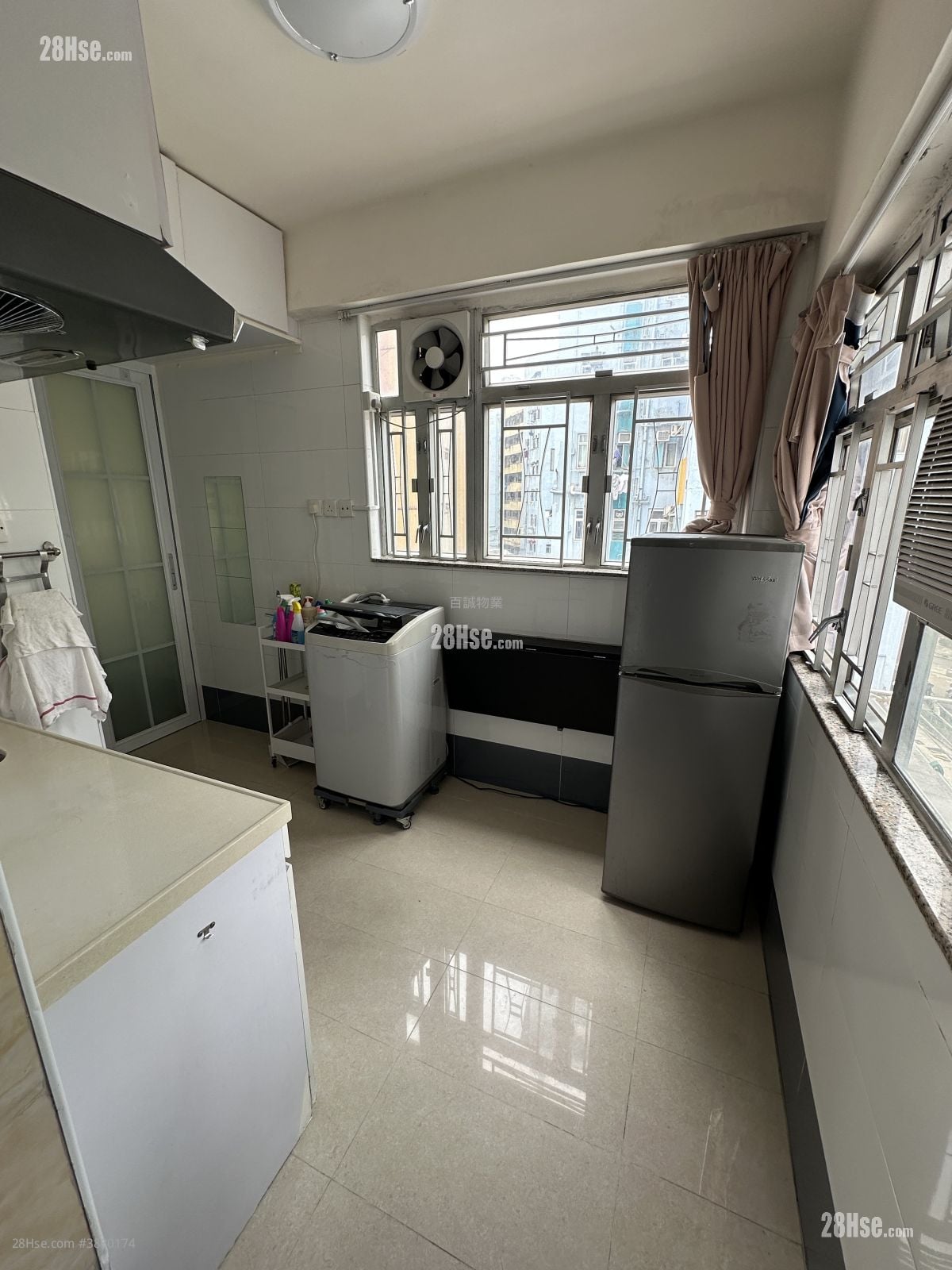 Wah On House (Building) Rental 1 Bedroom , 1 Bathroom 150 ft²