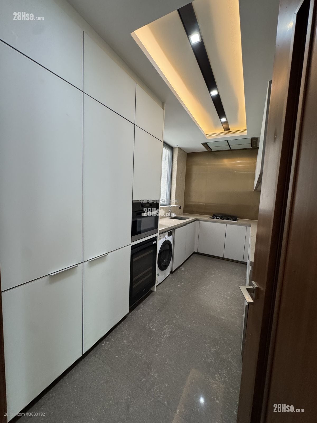 One Kai Tak(Ii) Sell 4 Bedrooms , 4 Bathrooms 1,600 ft²