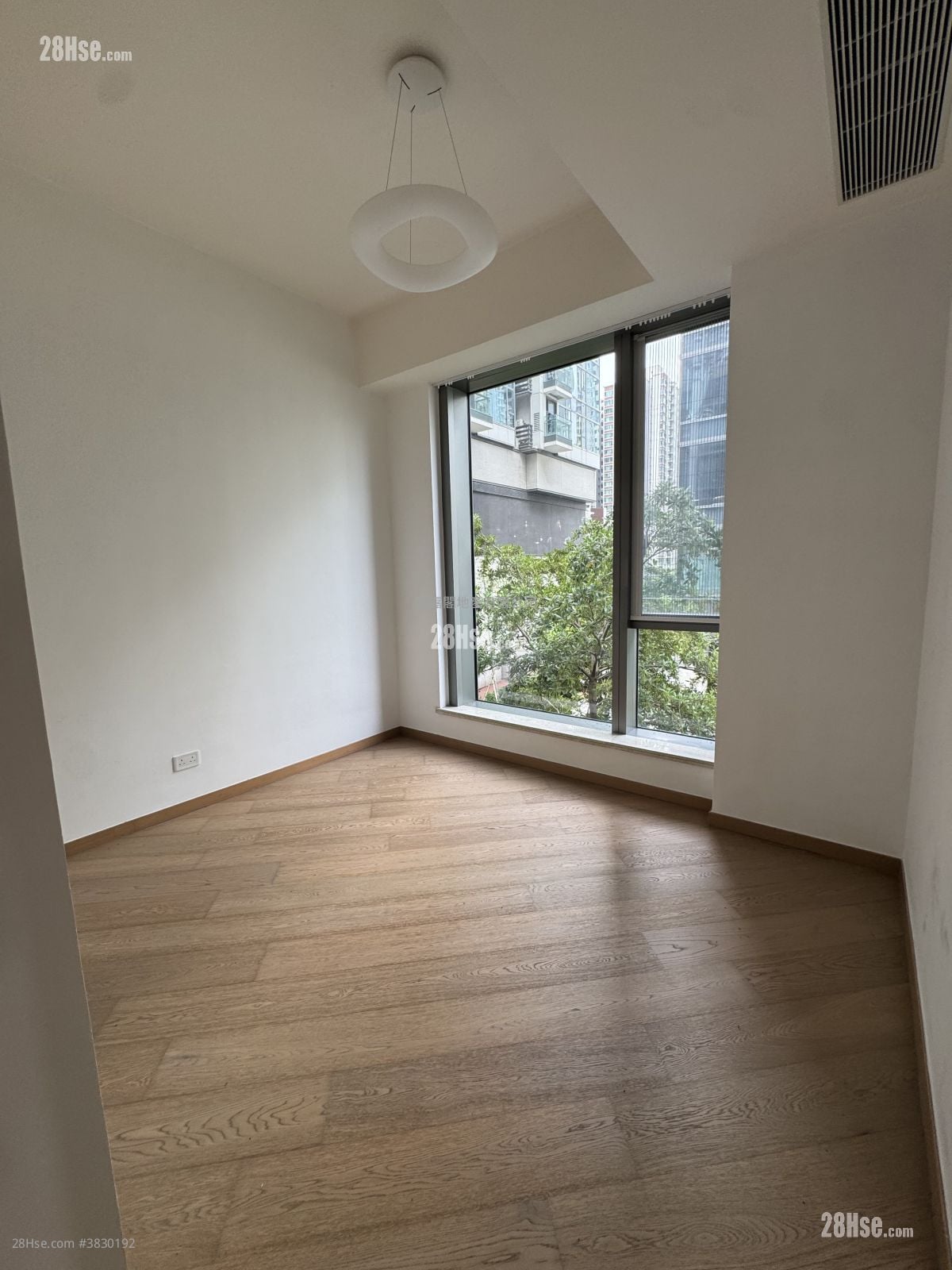 One Kai Tak(Ii) Sell 4 Bedrooms , 4 Bathrooms 1,600 ft²