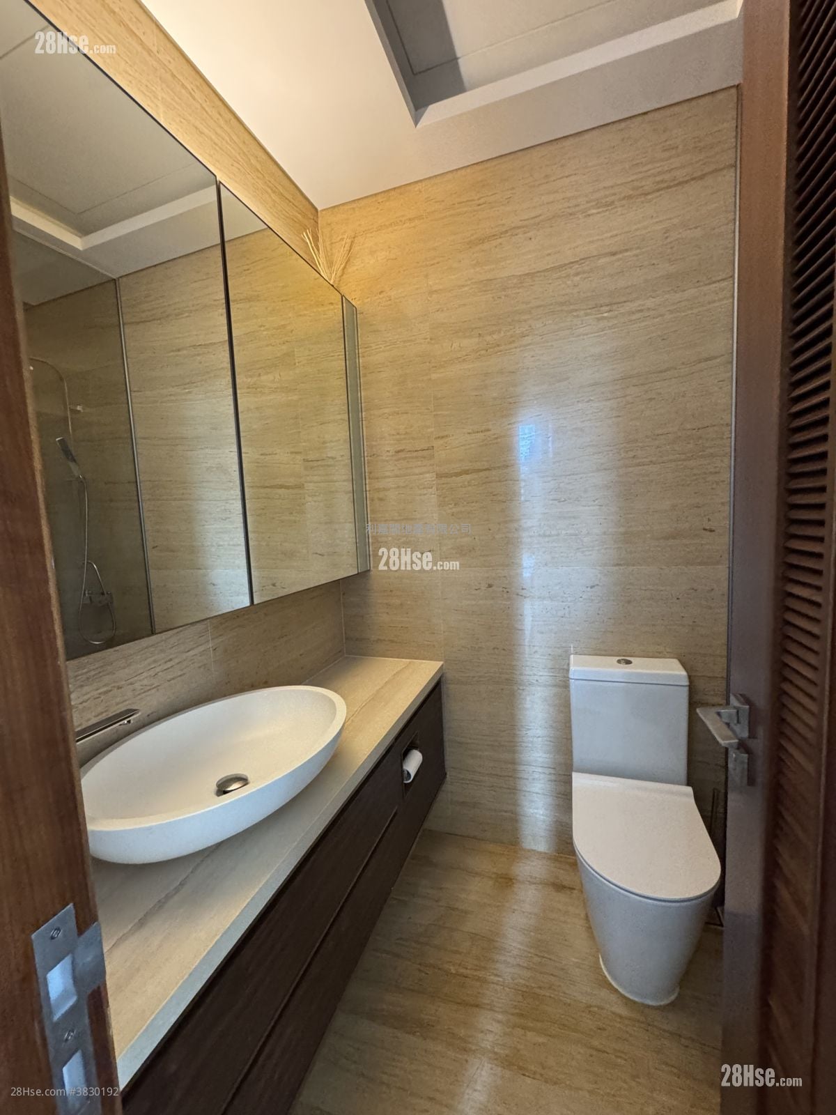 One Kai Tak(Ii) Sell 4 Bedrooms , 4 Bathrooms 1,600 ft²