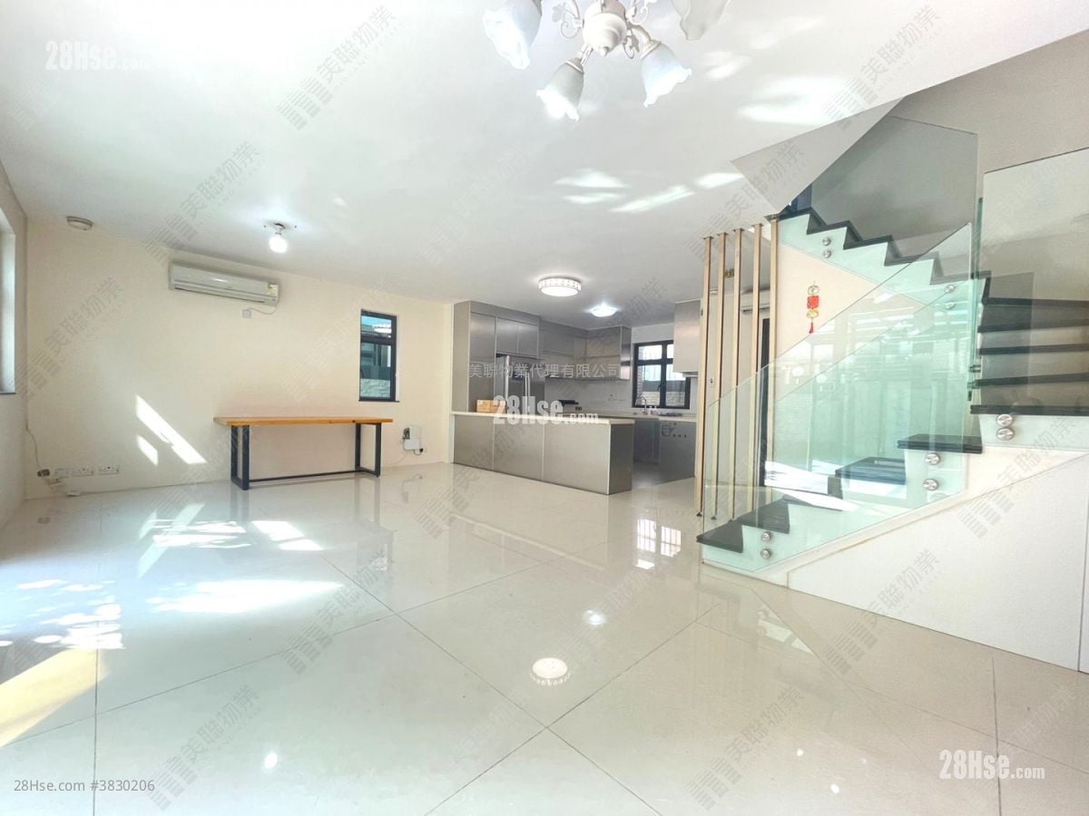 Hess Garden Sell 5+ Bedrooms , 3 Bathrooms 2,100 ft²