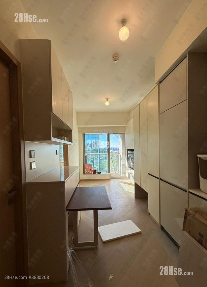 Grand Mayfair  Sell 1 Bedroom 352 ft²