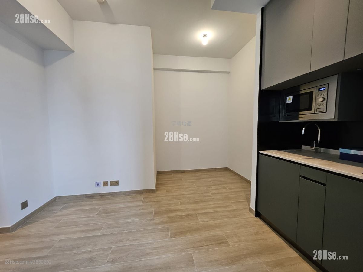 Soyo Square Rental Studio , 1 Bathroom 223 ft²