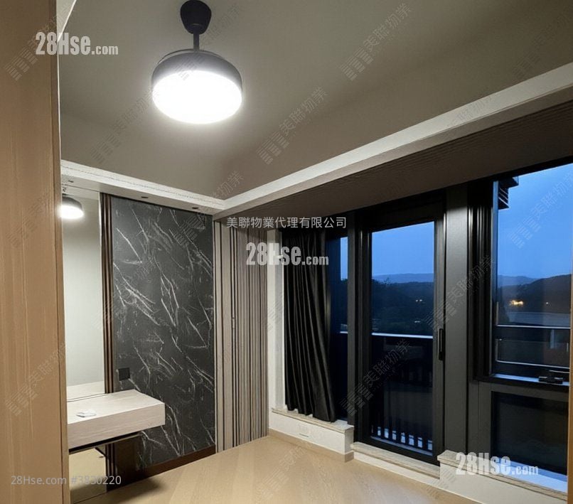 The Regent Sell 2 Bedrooms , 1 Bathroom 524 ft²