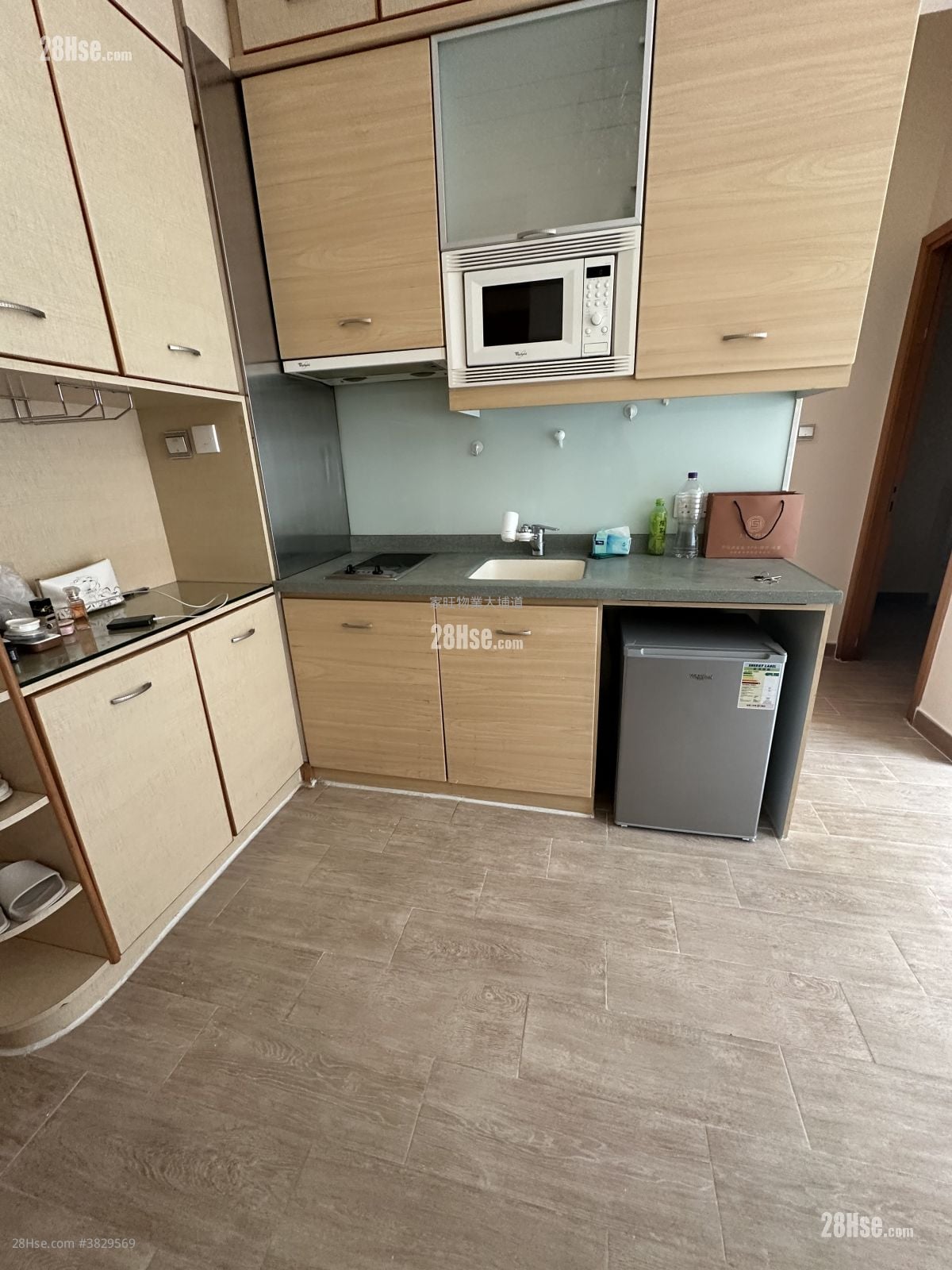 No.26 Kimberley Road Rental 1 Bedroom , 1 Bathroom 343 ft²
