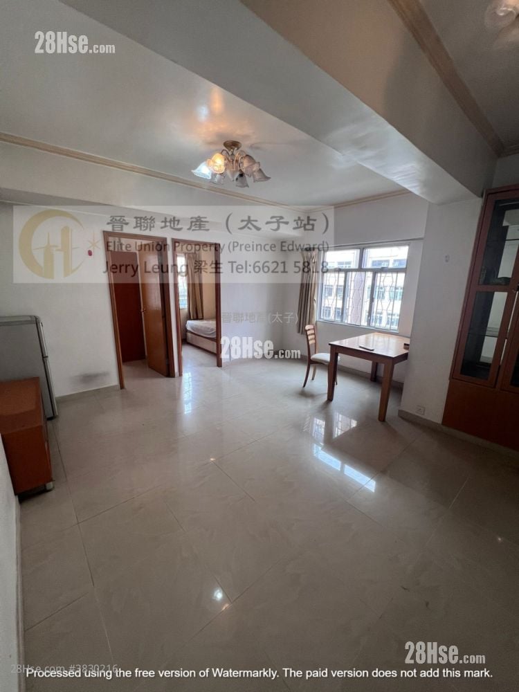 Golden Plaza Sell 2 Bedrooms , 1 Bathroom 417 ft²