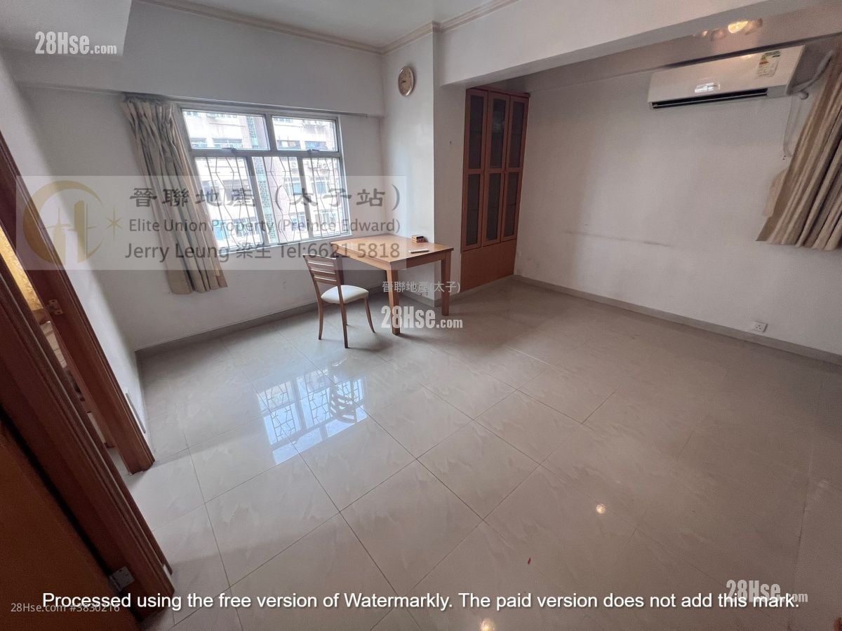 Golden Plaza Sell 2 Bedrooms , 1 Bathroom 417 ft²