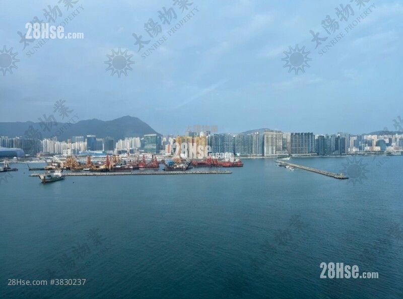 海逸豪园 售盘 3 房 1,236 平方尺