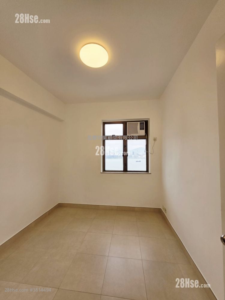 Pearl City Mansion Sell 2 Bedrooms , 1 Bathroom 493 ft²