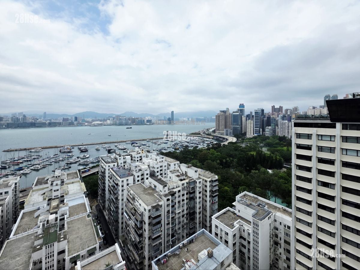 Pearl City Mansion Sell 2 Bedrooms , 1 Bathroom 493 ft²