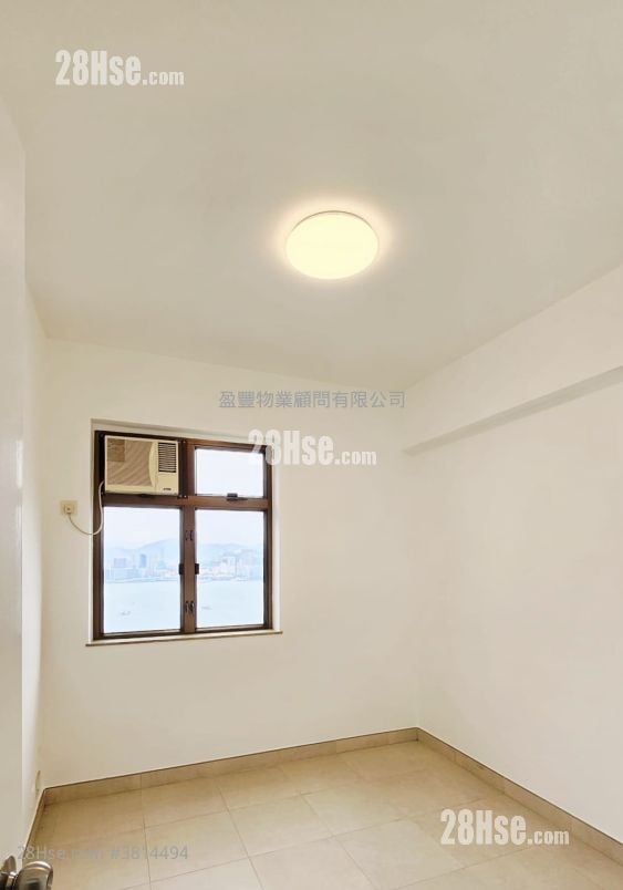 Pearl City Mansion Sell 2 Bedrooms , 1 Bathroom 493 ft²