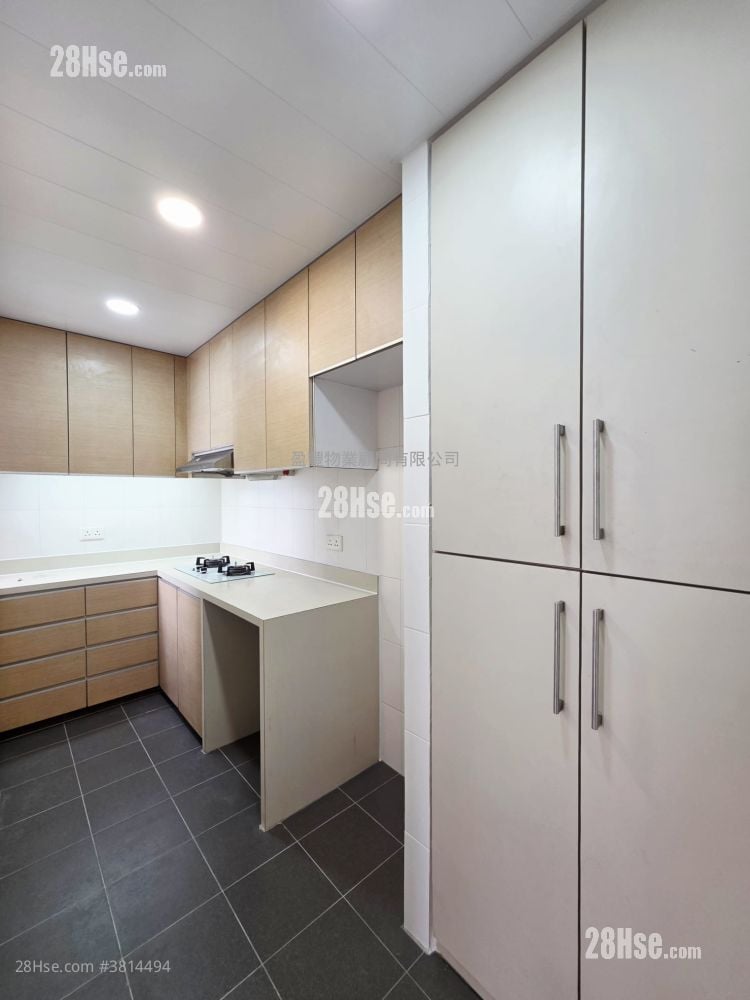 Pearl City Mansion Sell 2 Bedrooms , 1 Bathroom 493 ft²