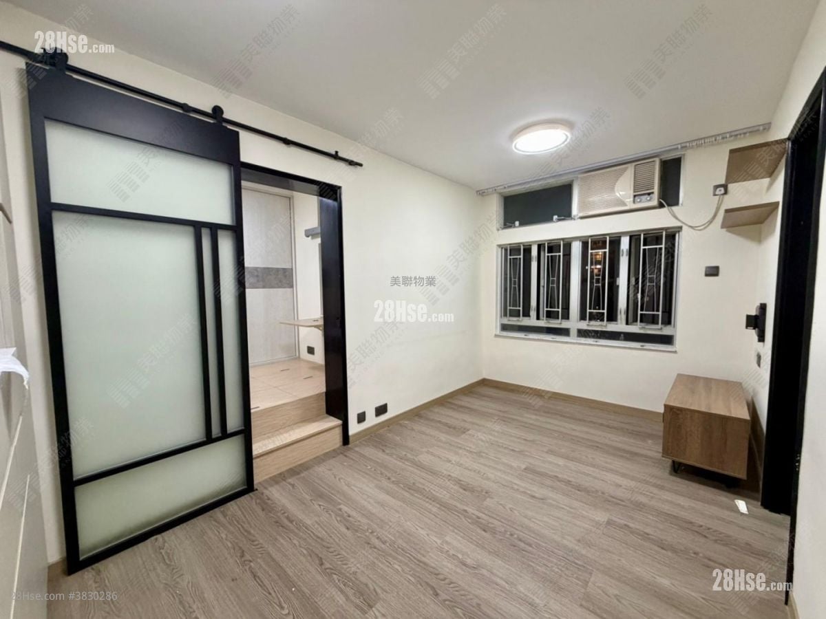 Kam Lung Court Rental 2 Bedrooms , 1 Bathroom 401 ft²