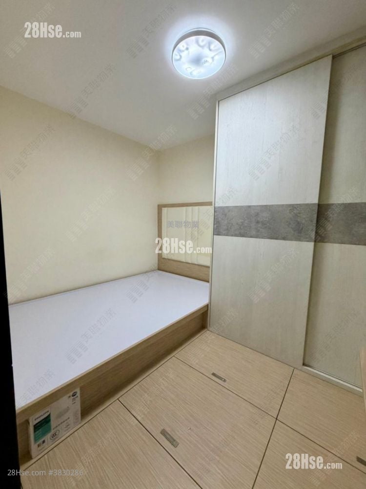 Kam Lung Court Rental 2 Bedrooms , 1 Bathroom 401 ft²