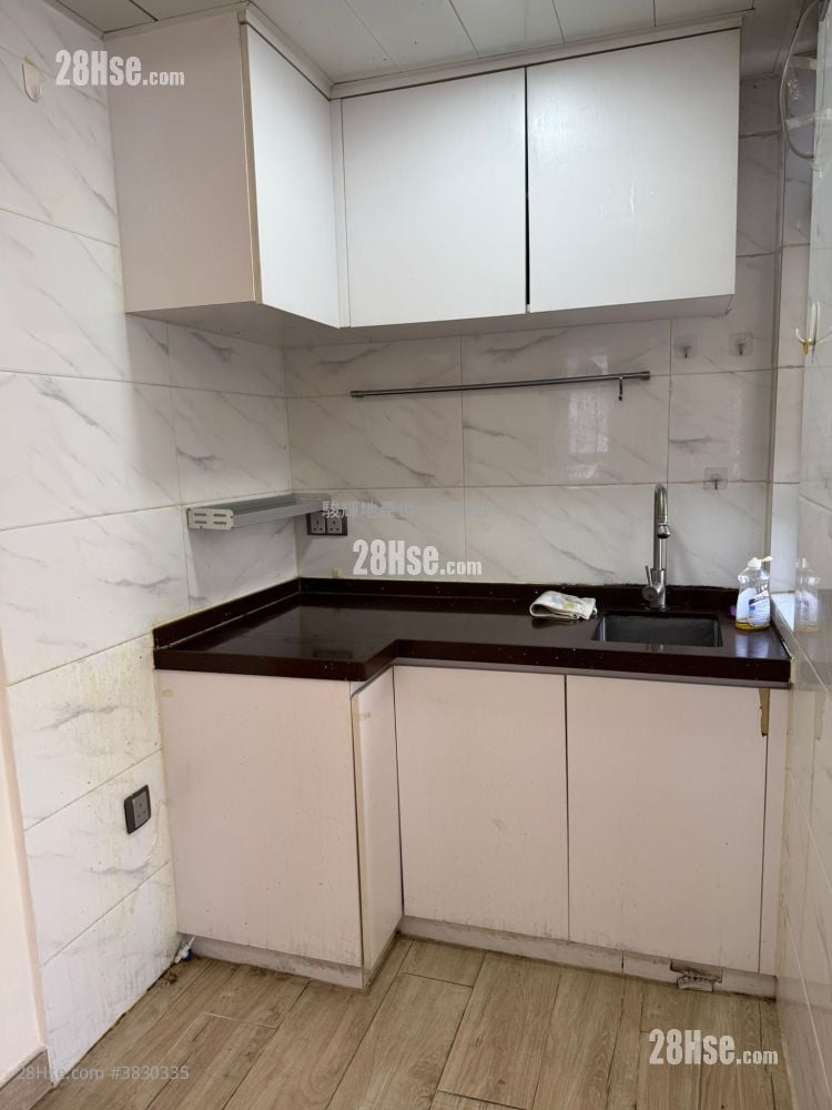 Tak Kei Building Sell 1 Bedroom , 1 Bathroom 259 ft²