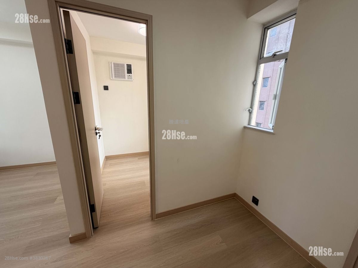 Kwong Shing Building Rental 2 Bedrooms , 1 Bathroom 375 ft²