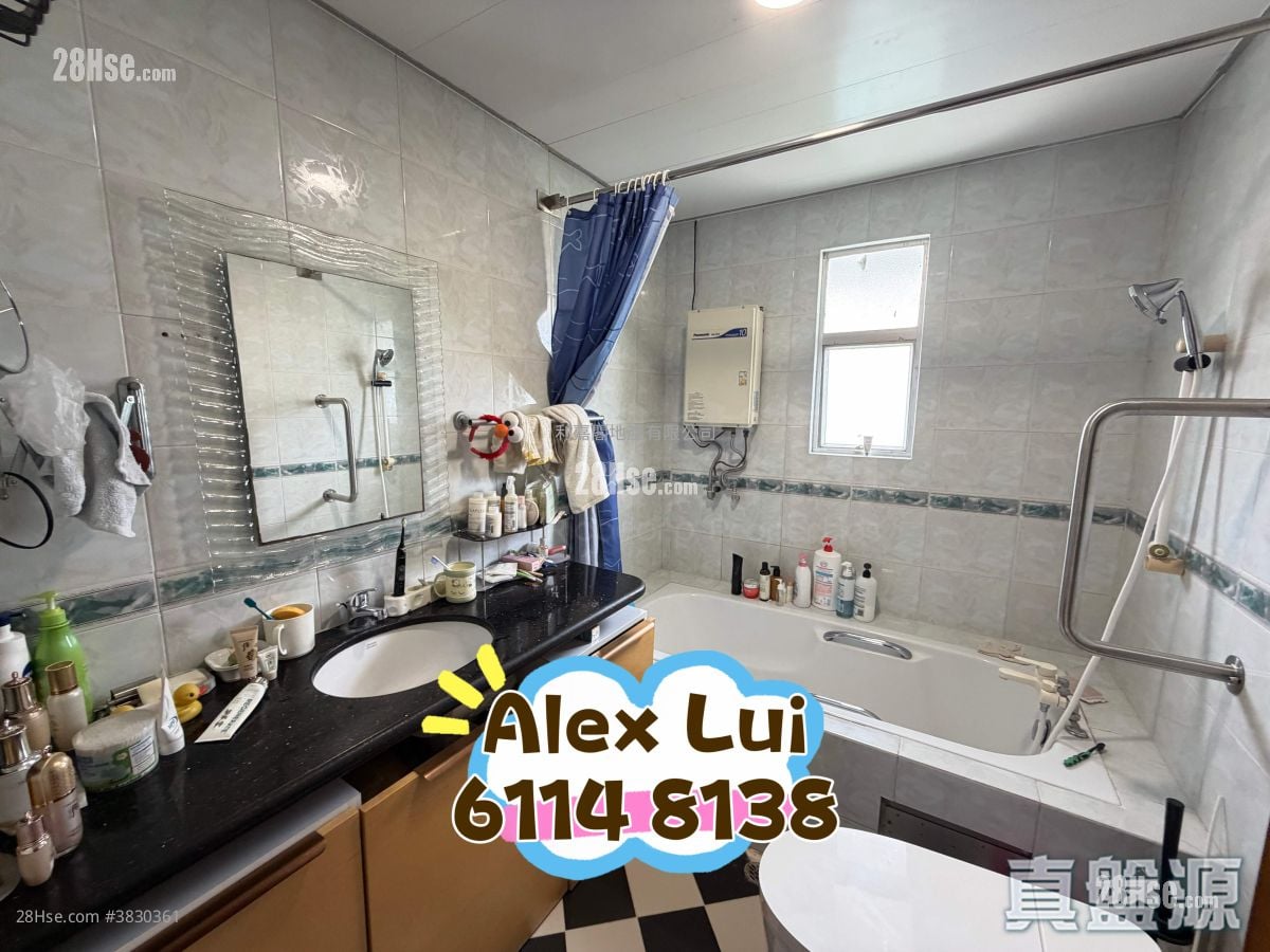 Fairview Park Sell 3 Bedrooms , 2 Bathrooms 1,035 ft²