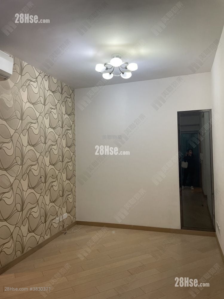 Century Gateway Sell 3 Bedrooms , 1 Bathroom 567 ft²