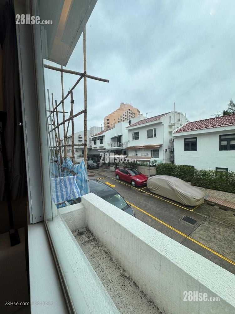Monte Carlo Villas Sell 5+ Bedrooms , 4 Bathrooms 2,044 ft²