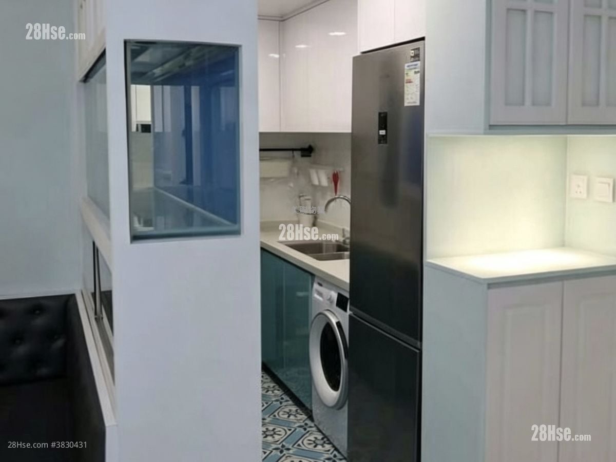 The Seacrest Sell 3 Bedrooms , 2 Bathrooms 606 ft²