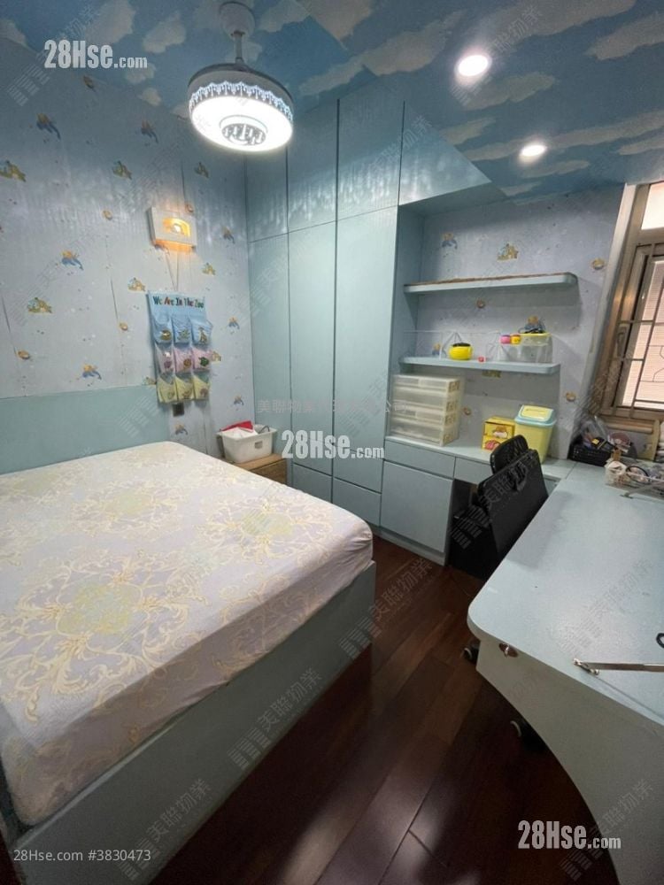 Gallant Court Sell 3 Bedrooms , 2 Bathrooms 1,292 ft²