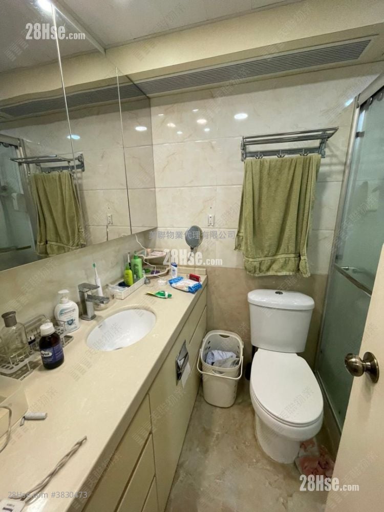 Gallant Court Sell 3 Bedrooms , 2 Bathrooms 1,292 ft²