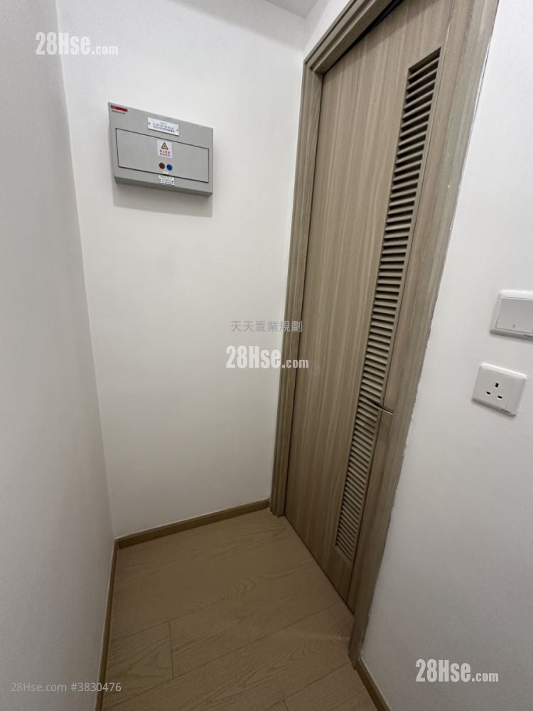 The Coast Line Sell 3 Bedrooms , 2 Bathrooms 707 ft²