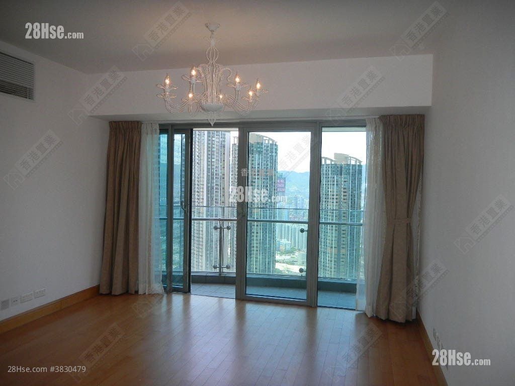 The Harbourside Sell 3 Bedrooms 1,109 ft²