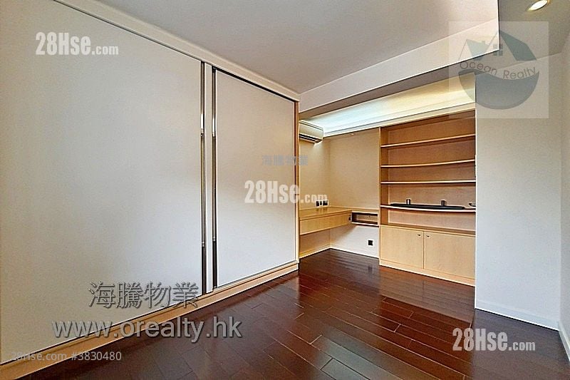 Sai Kung Village House Rental 2 Bedrooms , 2 Bathrooms 1,400 ft²