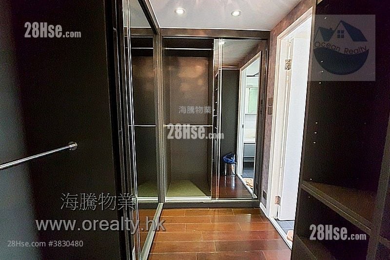Sai Kung Village House Rental 2 Bedrooms , 2 Bathrooms 1,400 ft²