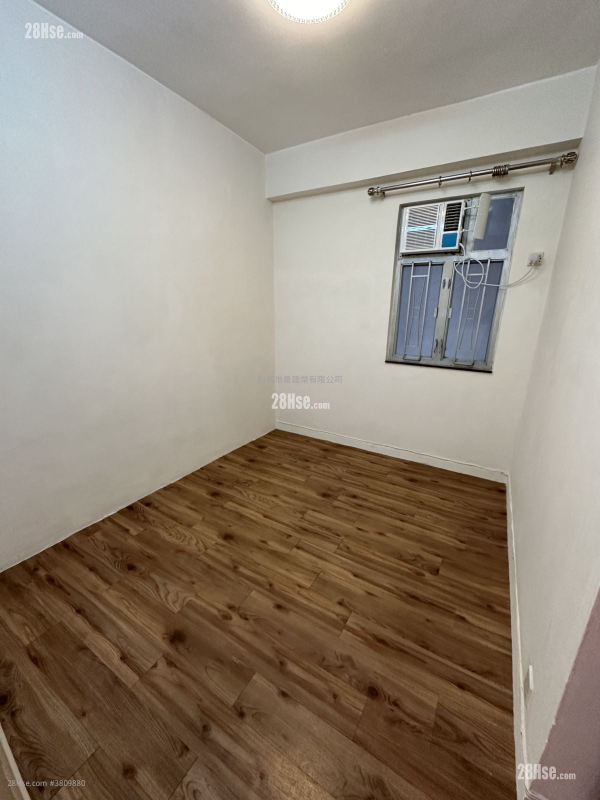 Bell House Rental 2 Bedrooms , 1 Bathroom 575 ft²