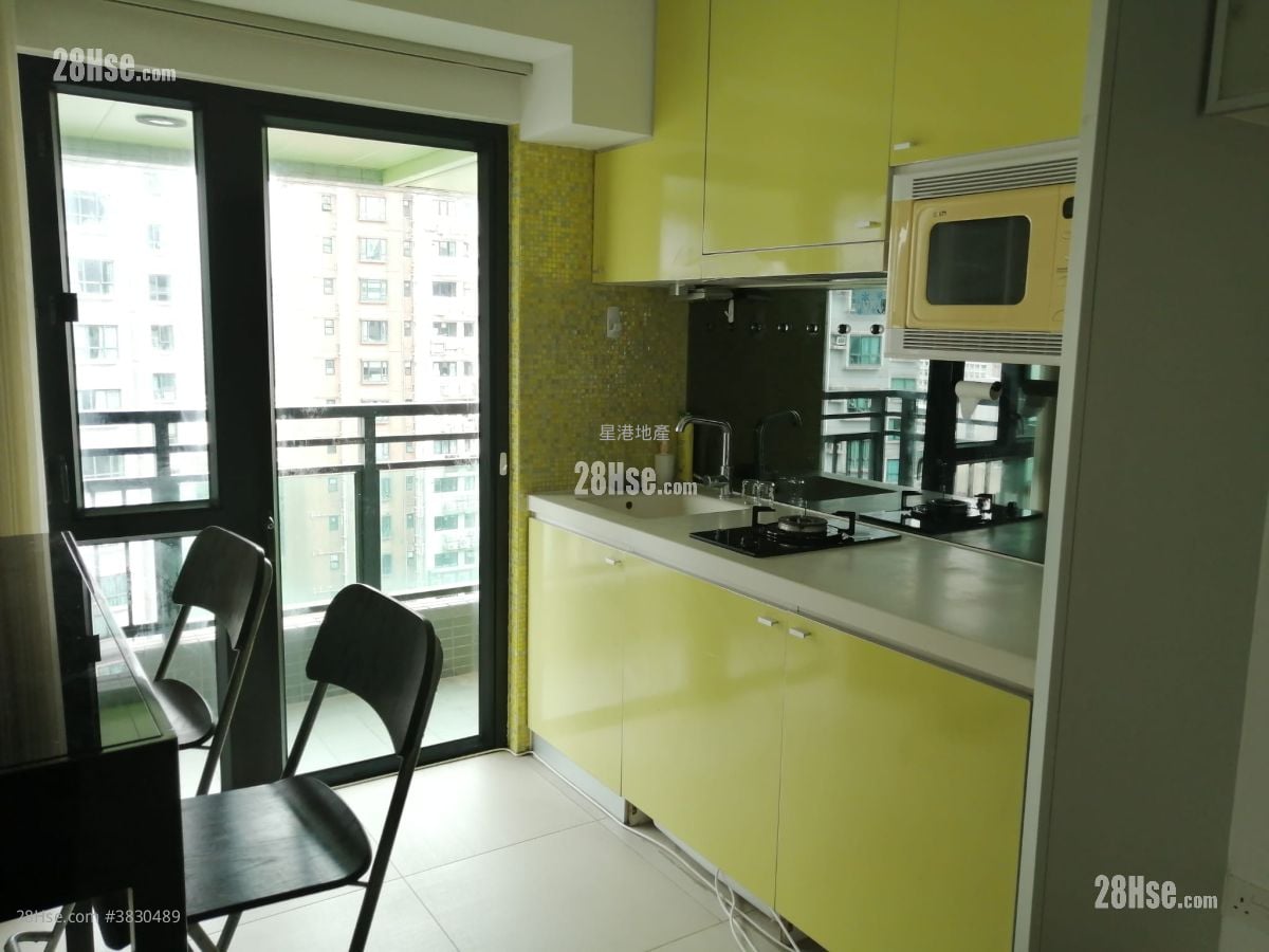 City 18 Rental 2 Bedrooms , 1 Bathroom 429 ft²