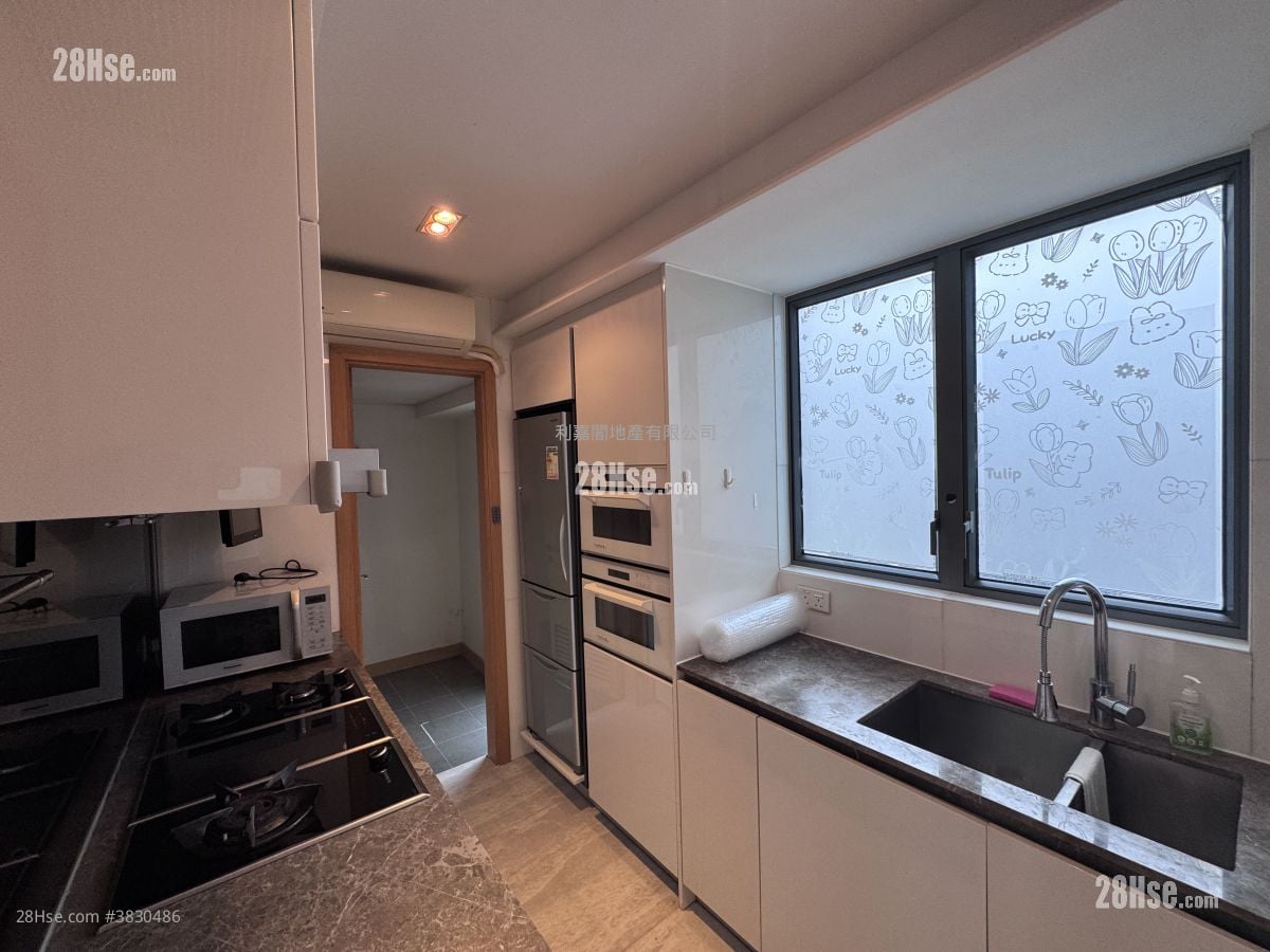 Providence Bay Sell 3 Bedrooms , 3 Bathrooms 974 ft²