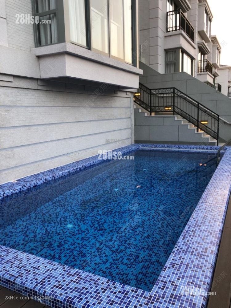 Hampstead Rental 4 Bedrooms , 4 Bathrooms 2,088 ft²
