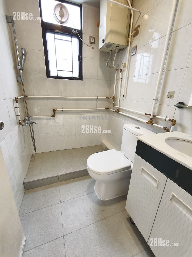 Kam Po Building Rental 2 Bedrooms , 1 Bathroom 349 ft²