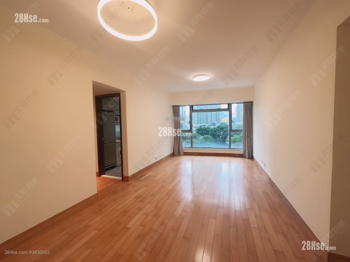 The Harbourside Sell 2 Bedrooms , 2 Bathrooms 743 ft²