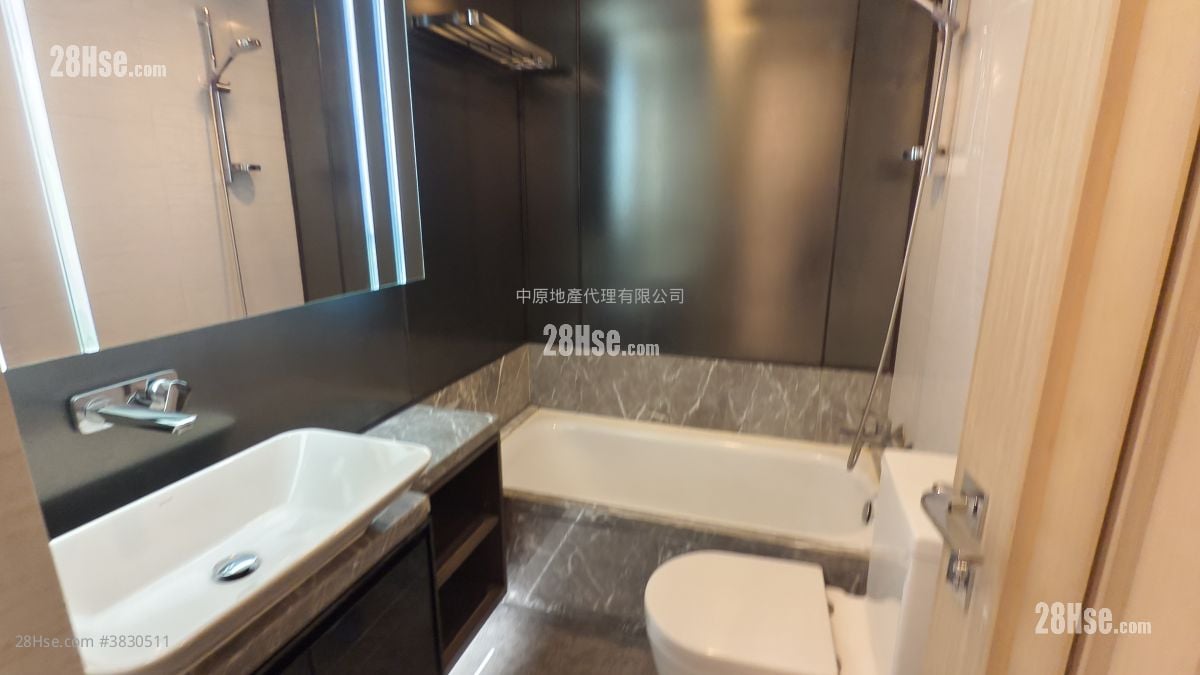 Ocean Pride Sell 3 Bedrooms , 2 Bathrooms 777 ft²