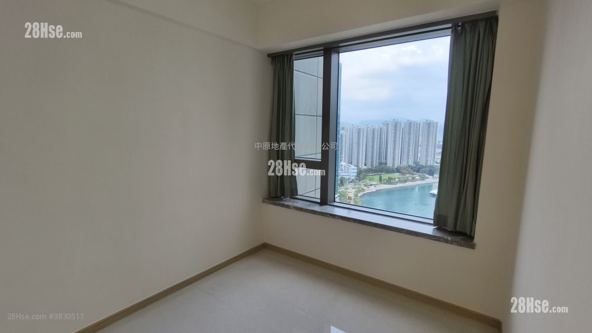 Ocean Pride Sell 3 Bedrooms , 2 Bathrooms 777 ft²
