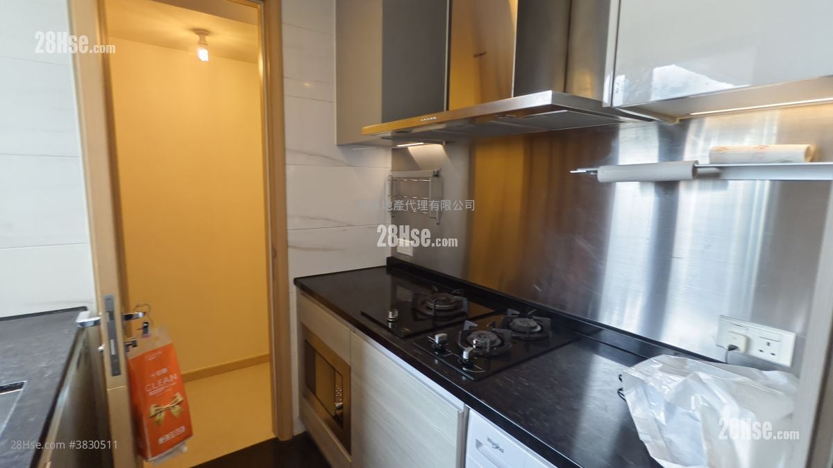 Ocean Pride Sell 3 Bedrooms , 2 Bathrooms 777 ft²