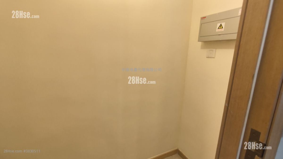 Ocean Pride Sell 3 Bedrooms , 2 Bathrooms 777 ft²